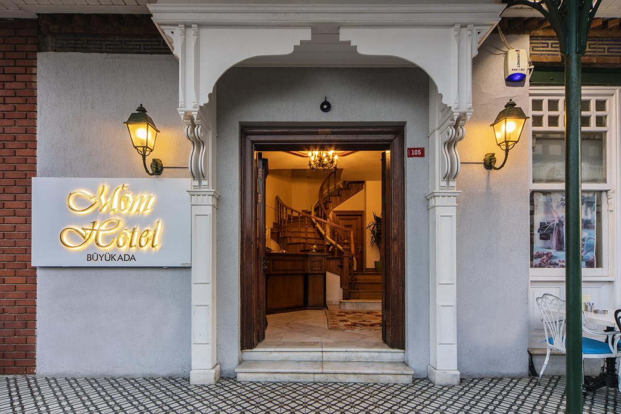Mom Hotel Adalar Exterior photo